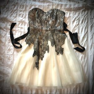 NWT Max and Cleo strapless black and white dress 8